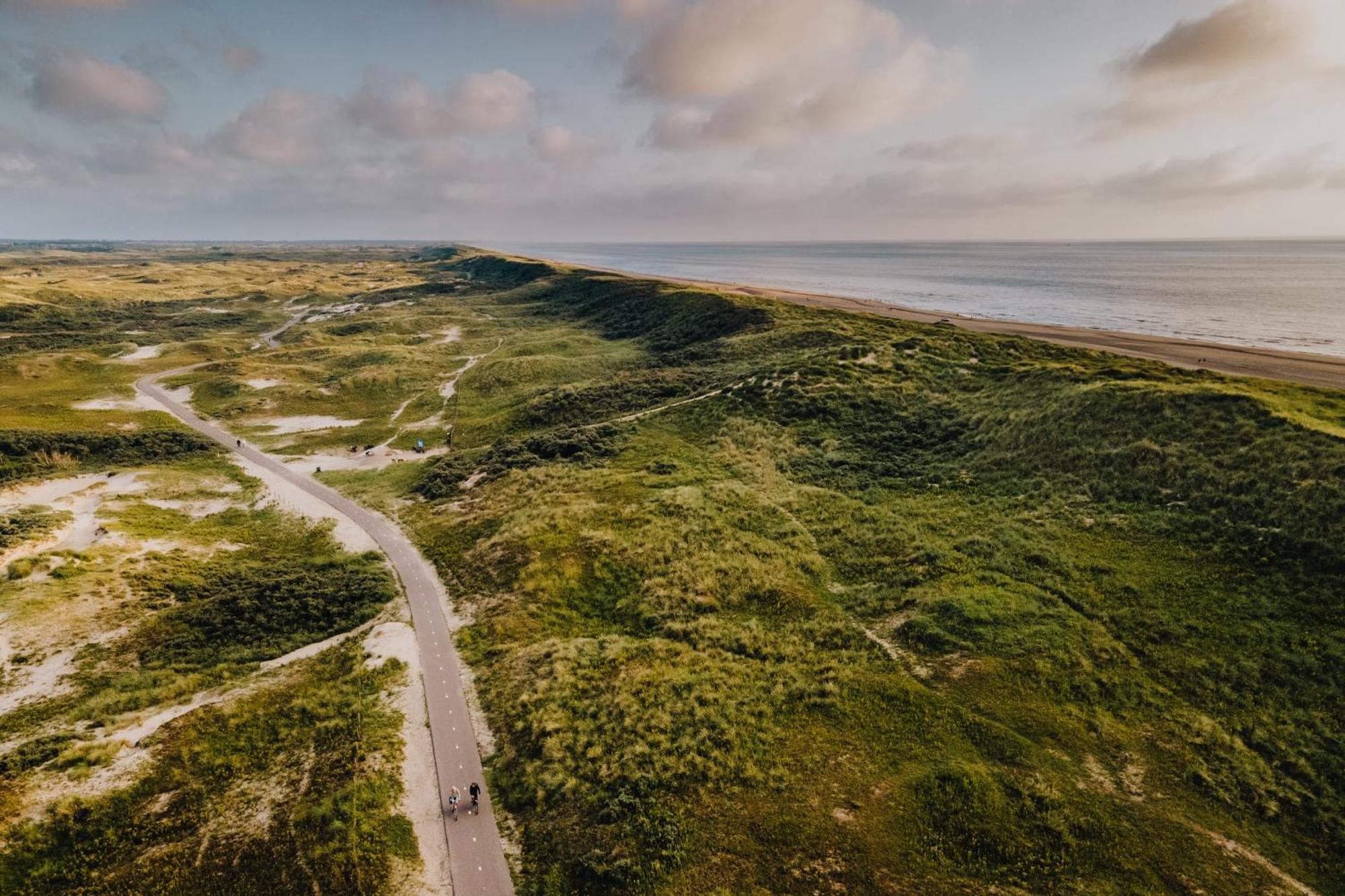 View With A Room Zandvoort With Private Parking Eksteriør billede