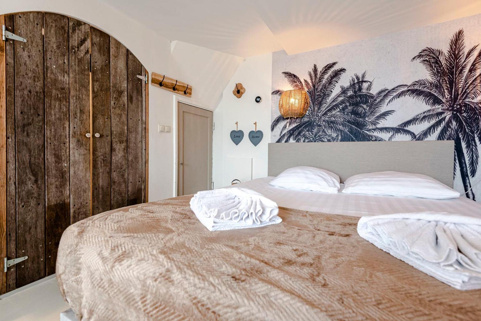 View With A Room Zandvoort With Private Parking Eksteriør billede