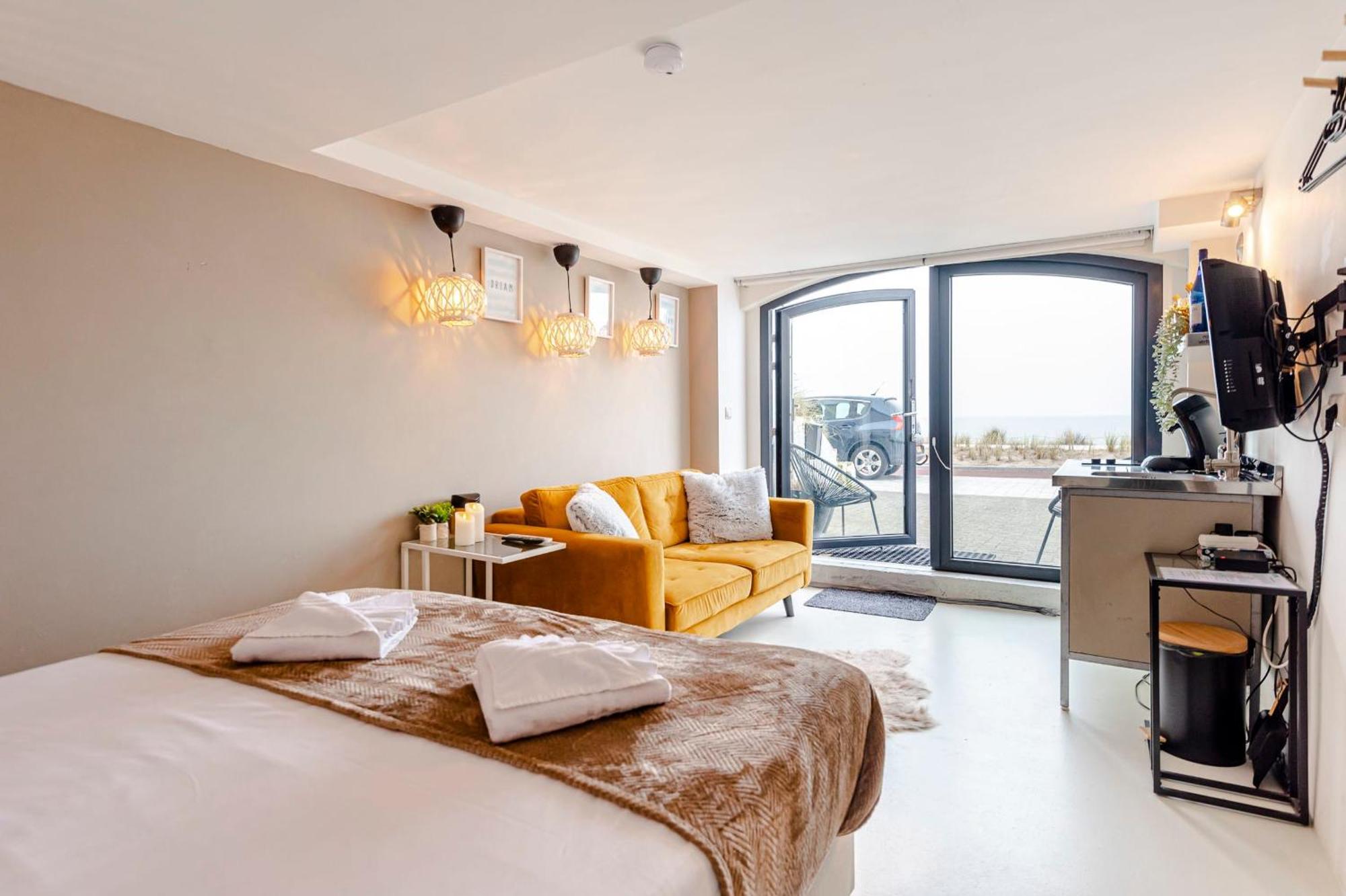 View With A Room Zandvoort With Private Parking Eksteriør billede